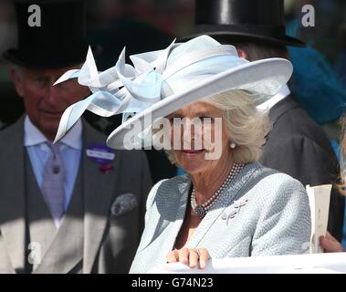 Pferderennen - The Royal Ascot Meeting 2014 - Tag 1 - Ascot Racecourse. Die Herzogin von Cornwall am ersten Tag des Royal Ascot Meetings 2014 auf der Ascot Racecourse, Berkshire. Stockfoto