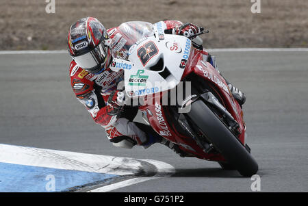 Moto - MCE British Superbike Championship - Rennen - Knockhill-Rennstrecke Stockfoto