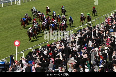 Horse Racing - das Royal Ascot treffen 2014 - Tag zwei - Ascot Racecourse Stockfoto