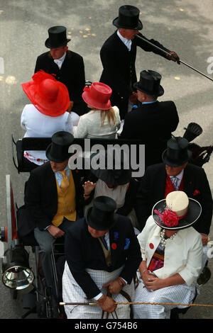 Horse Racing - das Royal Ascot treffen 2014 - Tag vier - Ascot Racecourse Stockfoto