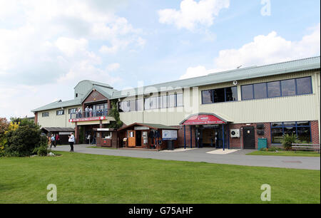 Pferderennen - Southwell Racecourse. Eine allgemeine Ansicht der Rennbahn von Southwell Stockfoto