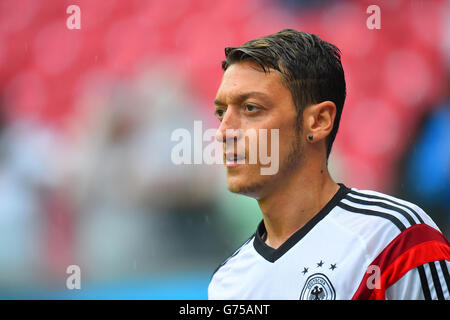 Fußball - FIFA Fußball-Weltmeisterschaft 2014 - Gruppe G - USA / Deutschland - Arena Pernambuco. Mesut Ozil, Deutschland Stockfoto