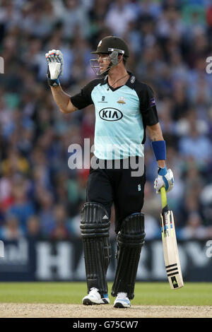 Cricket - NatWest T20 Blast - South Division - Surrey V Hampshire - The Kia Oval. Kevin Pietersen von Surrey in der Schlagaktion Stockfoto