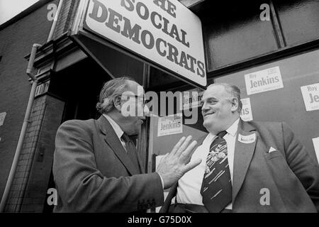 Politik - Roy Jenkins und Cyril Smith - Warrington Stockfoto