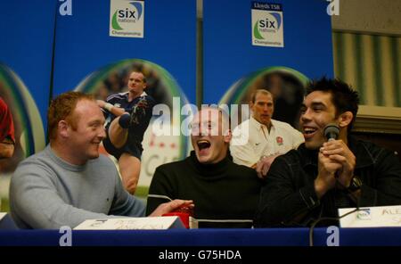 Sale Sharks Spieler (L-R) Bernard Jackman, Pete Anglesea und Alex Sanderson das Siegerteam in der Lloyds TSB Rugby Club Tour Sport Quiz Nacht. Stockfoto