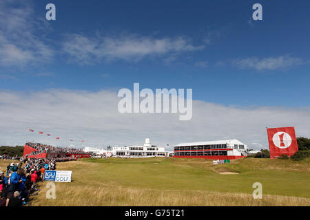 Das 18. Loch und Clubhaus am vierten Tag der Ricoh Women's British Open im Royal Birkdale, Southport. Stockfoto