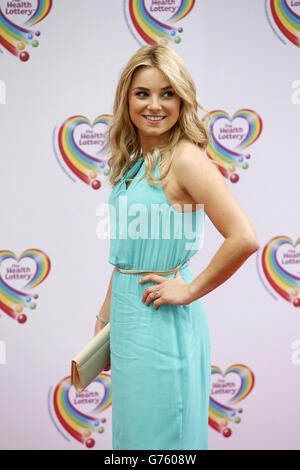 The Health Lottery Tea Party - London. Sian Welby kommt im Savoy Hotel, London, an, um an der Spendenaktion der Health Lottery Tea Party teilzunehmen. Stockfoto