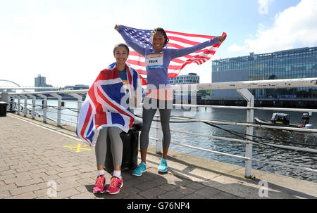 Leichtathletik - IAAF Diamond League - Allyson Felix und Jodie Williams Pressekonferenz - Crowne Plaza. Der britische Jodie Williams (links) und der US-amerikanische Allyson Felix (rechts) während einer Fotoanalzeit im Crowne Plaza, Glasgow. Stockfoto