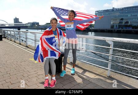 Leichtathletik - IAAF Diamond League - Allyson Felix und Jodie Williams Pressekonferenz - Crowne Plaza. Der britische Jodie Williams (links) und der US-amerikanische Allyson Felix (rechts) während einer Fotoanalzeit im Crowne Plaza, Glasgow. Stockfoto