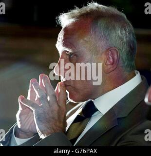 Sunderlands Manager Peter Reid bei einer Pressekonferenz zur Unterzeichnung eines 5-Jahres-Deals im Wert von 3 Millionen durch Stephen Wright aus Liverpool. Stockfoto