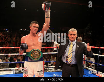 Boxen - Echo Arena. Callum Smith feiert den Sieg über Vladine Biosse während ihres Super Middleweight-Schlagens in der Echo Arena in Liverpool. Stockfoto