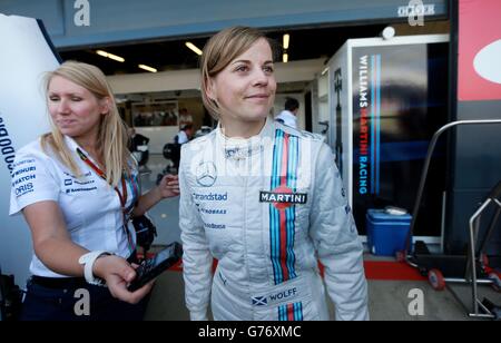 Williams Susie Wolff während des Trainingstages auf dem Silverstone Circuit, Towcester. Stockfoto