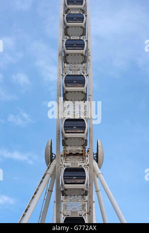 Alternative Ansicht des nun längst Riesenrad in Brighton Stockfoto