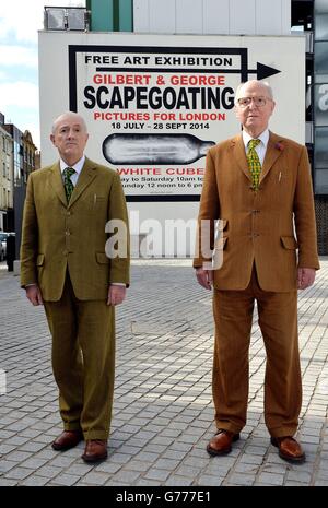 Gilbert &amp; George: SÜNDENBÖCKEN Bilder für Ausstellung in London Stockfoto