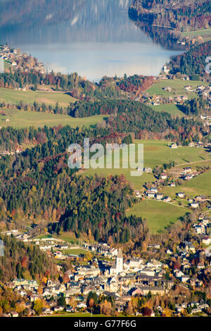Stadt Bad Aussee, See Grundlsee, Bad Aussee, Österreich, Steiermark, Steiermark, Ausseerland-Salzkammergut Stockfoto