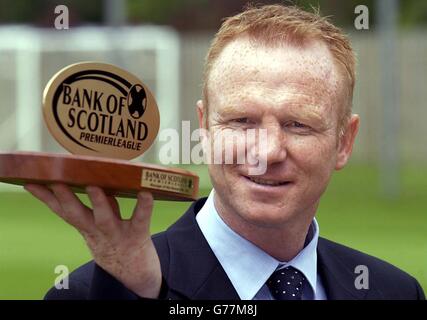 Alex McLeish Manager of the Season-Award Stockfoto