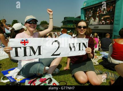 Henman Fans - Wimbledon 2003 Stockfoto