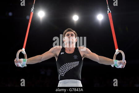 Der Neuseeländer Matthew Palmer beim Men's Artistic Gymnastics Rings Finale im SSE Hydro, während der Commonwealth Games 2014 in Glasgow. Stockfoto