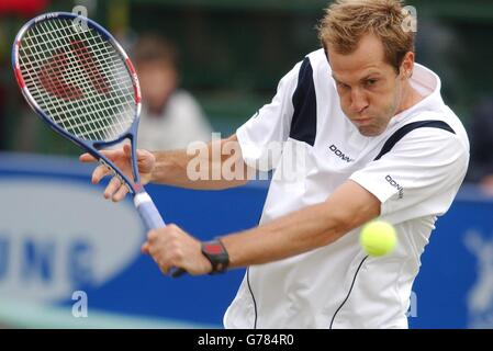 Rusedski / Rochus. Der britische Greg Rusedski während seines Spiels gegen den belgischen Olivier Rochus bei den Samsung Open in Nottingham. Stockfoto