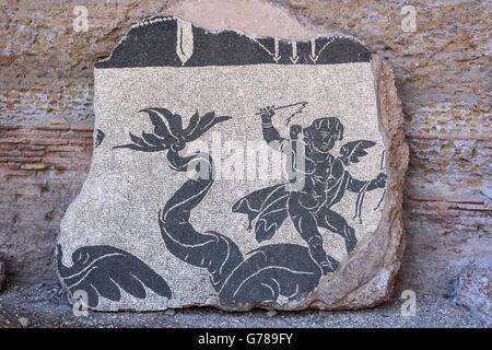 Mosaik Fragment in den Ruinen der römischen Bäder von Caracalla, Rom, Italien. Stockfoto