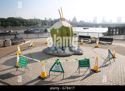 Vita Coco erinnert Londoner zu bleiben hydratisiert Stockfoto