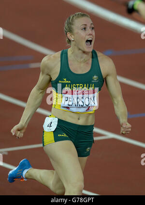 Sport - Commonwealth Games 2014 - Tag Neun. Die australische Sally Pearson feiert den Gewinn des 100-m-Hürdenfinales Stockfoto