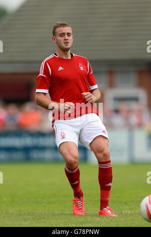 Fußball - vor der Saison freundlich - Ilkeston / Nottingham Forest - New Manor Ground. Louis Laing, Nottingham Forest Stockfoto