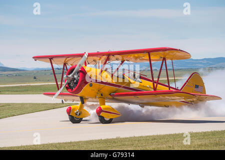 Boeing A75N1(PT17) 1941 Doppeldecker, Wings over Springbank, Springbank Airshow, Alberta, Kanada Stockfoto