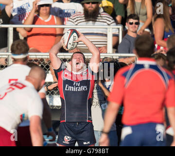 Sacramento, Kalifornien, USA. 25. Juni 2016. Die USA bereitet sich auf eine Zeile in während der USA Sommer Serie Rugbyspiel zwischen den USA und Russland in Bonney Field in Sacramento, CA Credit: Jeff Mulvihill Jr/ZUMA Draht/Alamy Live News Stockfoto