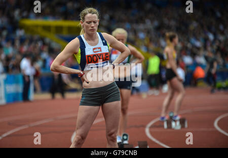 Alexander-Stadion, Birmingham, UK. 26. Juni 2016. Britische Meisterschaften. Eilidh Doyle vor dem Start von ihrem 400-m-final. © Aktion Plus Sport/Alamy Live-Nachrichten Stockfoto