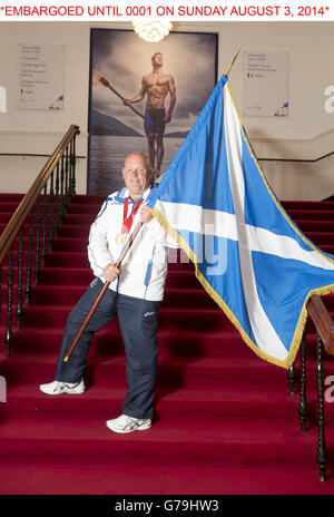 Schottlands Flaggenträger für die Abschlusszeremonie Alex Marshall während der Fotozelle im Scotland House, Glasgow. Stockfoto