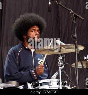 The Roots auf der Bühne beim Carling Weekend: Reading Festival in Reading. Stockfoto