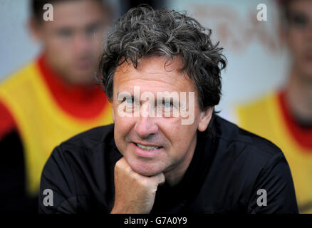 Fußball - Capital One Cup - zweite Runde - Derby County / Charlton Athletic - iPro Stadium. Charlton Athletic Senior Professional Development Coach Patrick Van Houdt Stockfoto