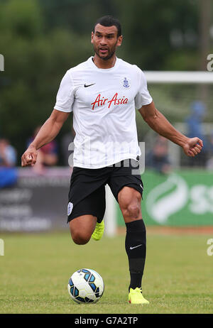 Fußball - vor der Saison freundlich - Athlone Town / Queens Park Rangers - Athlone Town Stadium. Steven Caulker von Queens Park Rangers während der Vorsaison im Athlone Town Stadium, Athlone, Irland. Stockfoto