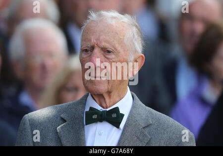 Dr. Risteard Mulcahy während der 98. Jährlichen Gedenkfeier von Michael Collins und Arthur Griffith, die heute auf dem Friedhof von Glasnevin in Dublin stattfand. Stockfoto