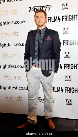 Star Anthony Ilott nimmt an der Premiere von Wrong Turn 6 beim Film4 FrightFest im Vue West End, Leicester Square, London, Teil, bevor der Film im Oktober auf Digital HD und DVD veröffentlicht wird. Stockfoto