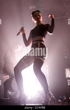 FKA Twigs tritt im Heaven - London auf. FKA Twigs tritt im Heaven im Zentrum von London auf. Stockfoto