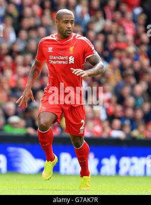 Liverpools Glen Johnson während des Spiels der Barclays Premier League in Anfield, Liverpool. DRÜCKEN Sie VERBANDSFOTO. Bilddatum: Sonntag, 17. August 2014. Siehe PA Geschichte FUSSBALL Liverpool. Bildnachweis sollte lauten: Peter Byrne/PA Wire. Stockfoto