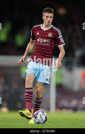 Fußball - Capital One Cup - zweite Runde - West Ham United / Sheffield United - Upton Park. Reece Burke von West Ham United Stockfoto