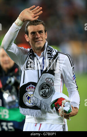 Fußball - UEFA Super Cup 2014 - Sevilla / Real Madrid - Cardiff City Stadium. Gareth Bale von Real Madrid feiert den Sieg im UEFA Super Cup Stockfoto