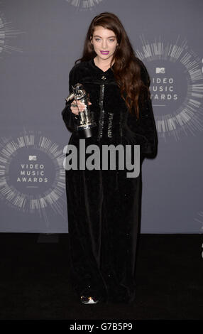 Lorde Backstage im Pressesaal der MTV Video Music Awards 2014 bei den MTV Video Music Awards 2014 im Forum in Inglewood, Los Angeles. Stockfoto