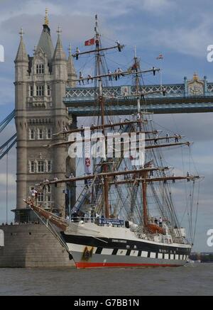 Talls Schiffe Jugend Vertrauen Voyage Stockfoto