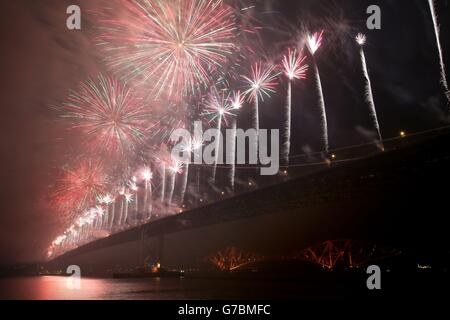 Forth Road Bridge-Jubiläum Stockfoto