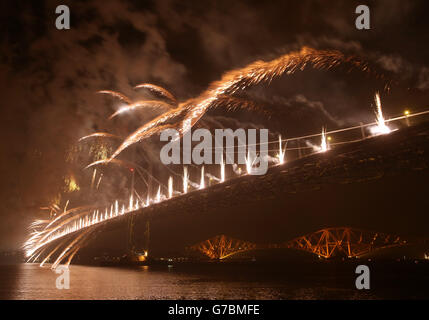 Forth Road Bridge-Jubiläum Stockfoto