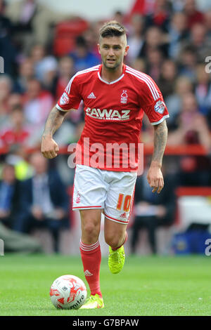 Fußball - Sky Bet Championship - Nottingham Forest / Derby County - City Ground. Henri Lansbury im Nottingham Forest Stockfoto