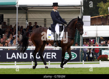 Reitsport - 2014 Land Rover Burghley Horse Trials - Tag eins - Burghley Park Stockfoto