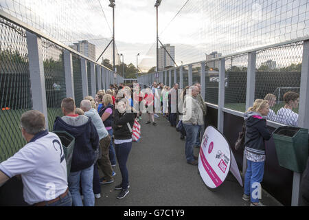 Fußball - StreetGames Football Pools Fives - Glasgow Regional Final - Ziele Fußball Komplex Stockfoto