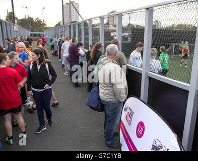 Fußball - StreetGames Football Pools Fives - Glasgow Regional Final - Ziele Fußball Komplex Stockfoto