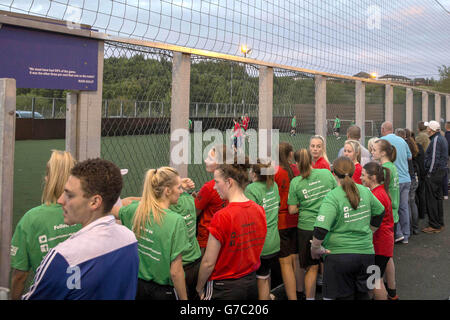 Fußball - StreetGames Football Pools Fives - Glasgow Regional Final - Ziele Fußball Komplex Stockfoto