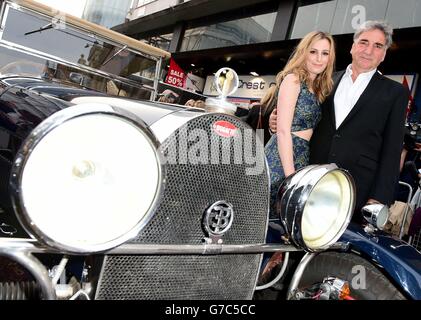 Laura Carmichael und Jim Carter besuchen eine exklusive Wohltätigkeitsvorführung von Downton Abbey im Empire-Kino in London. Stockfoto